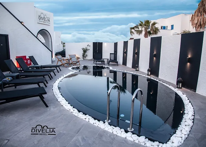 Divelia Hotel