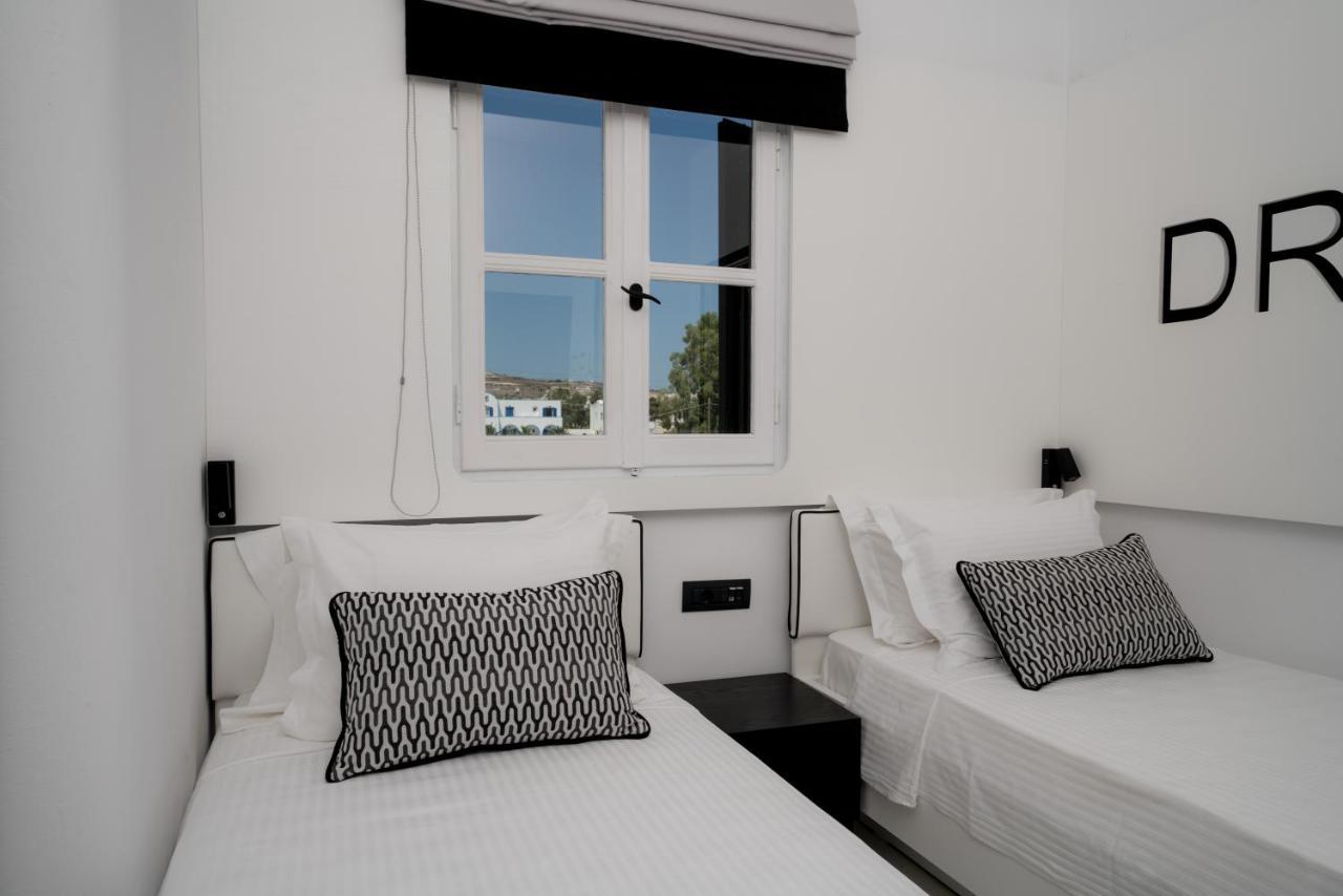Divelia 4* Perissa (Santorini)