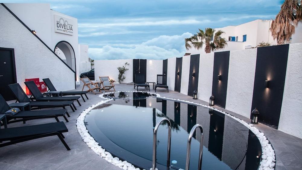 Bed & Breakfast Divelia 4*